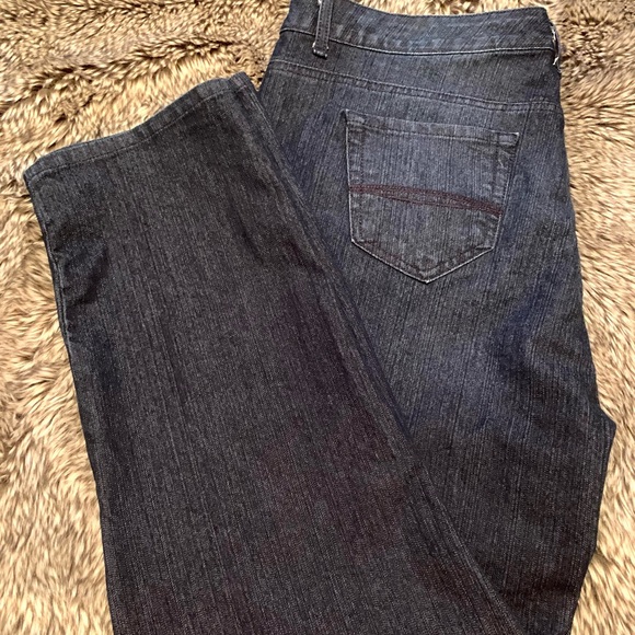 Bandolino Jeans - Picture 5 of 8